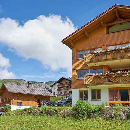 Dr'Berghof Villa Damuels Bagian luar foto